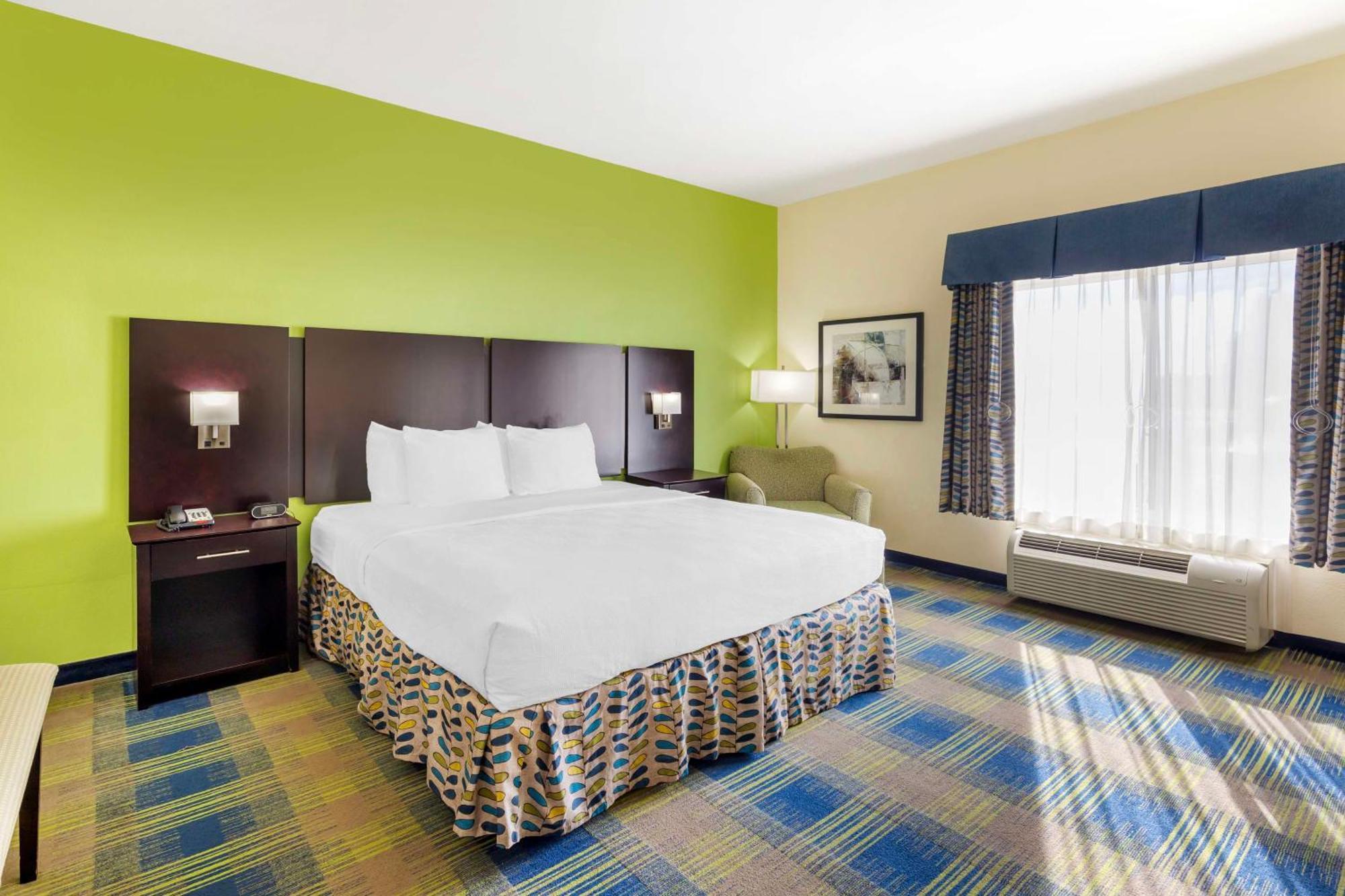 Best Western Plus Pratt Extérieur photo